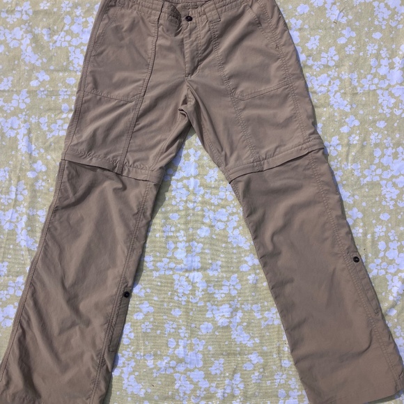 Patagonia Women’s Size 8 Convertible Hiking Pants – Zip-Off Shorts - Picture 1 of 7
